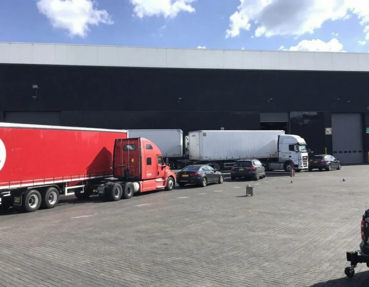 L'investissement judicieux : le matériel de transport robuste et durable